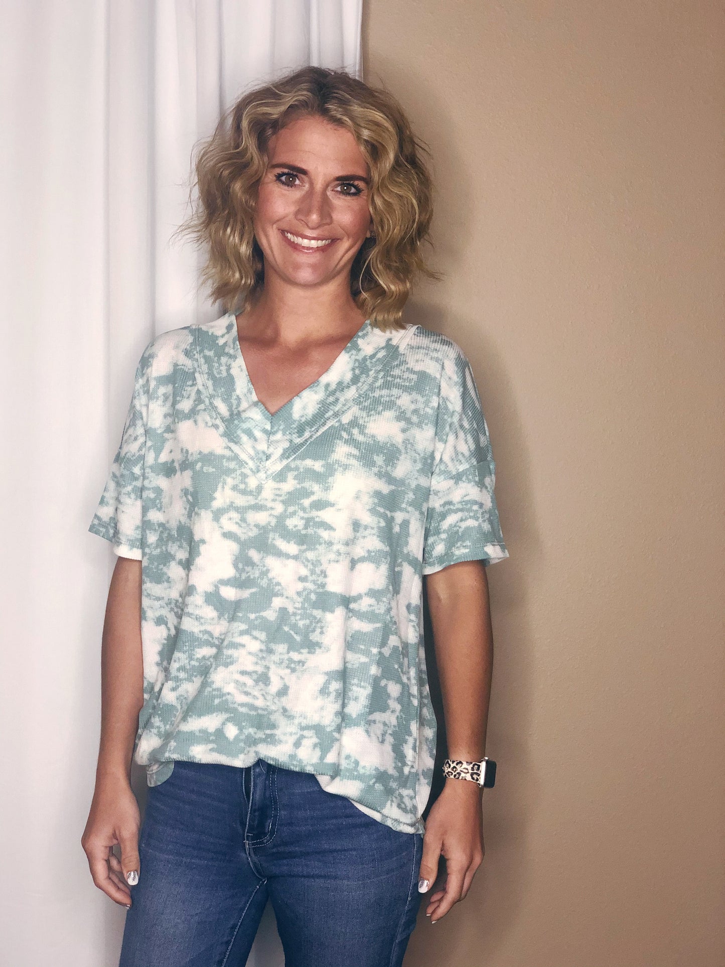 TIE DYE V NECK TOP