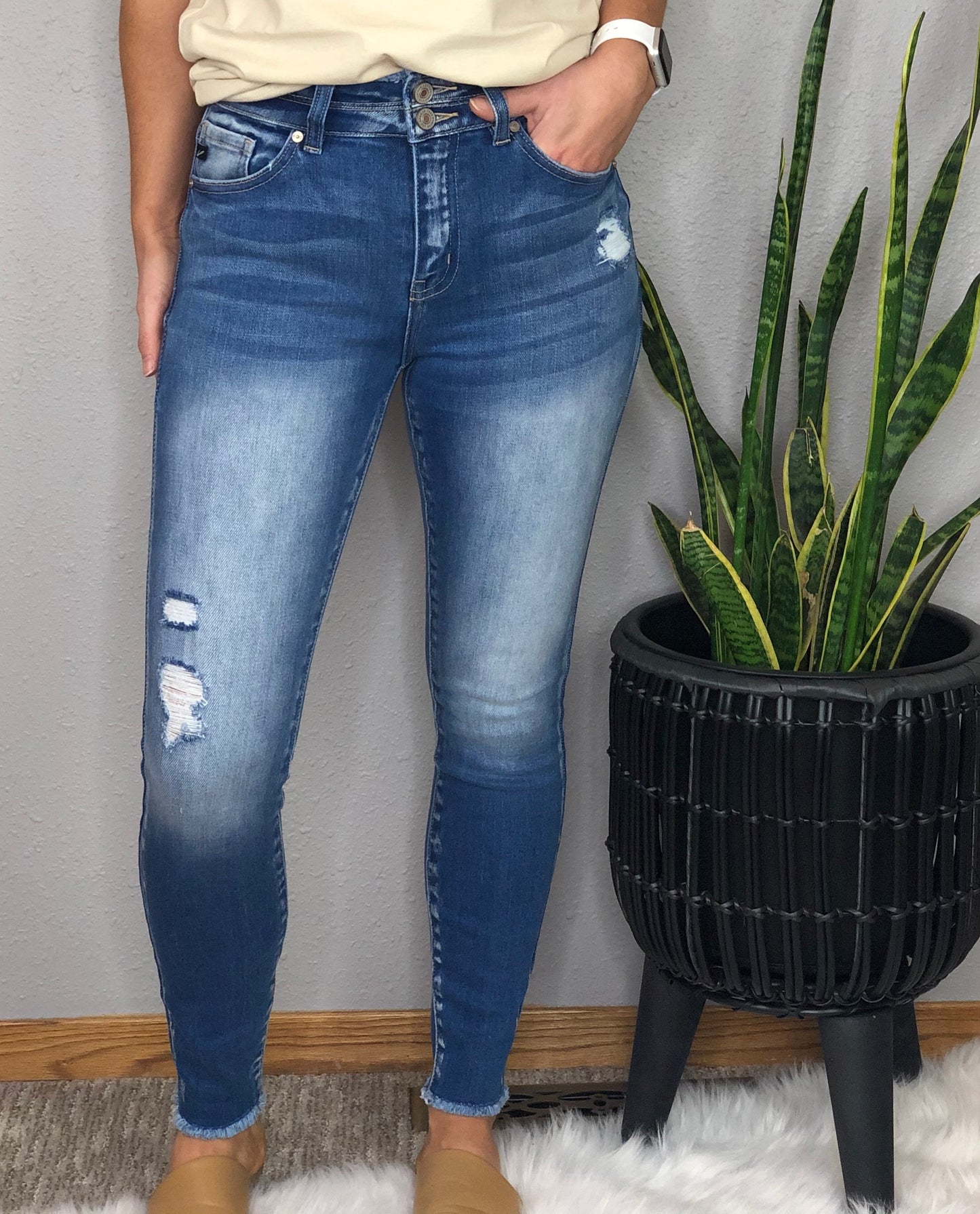 HIGH RISE WAIST BAND DETAIL KANCAN SKINNY JEAN