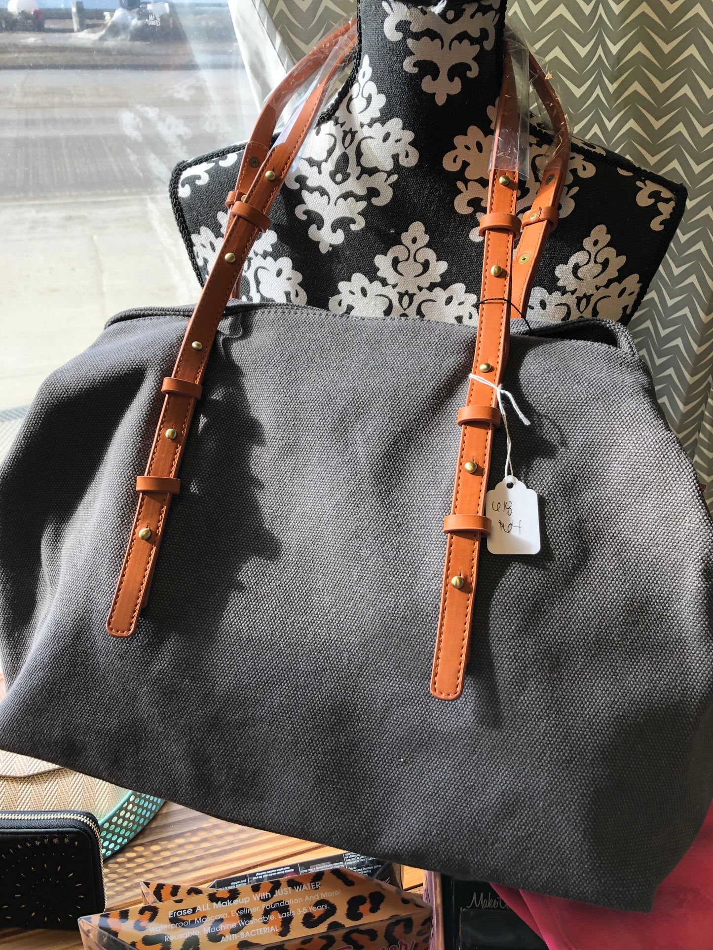 BLACK CANVAS BAG