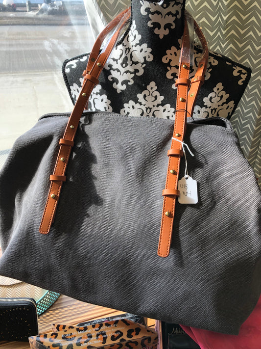 BLACK CANVAS BAG