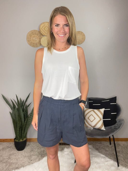 BLUE GREY LINEN POCKET SHORT