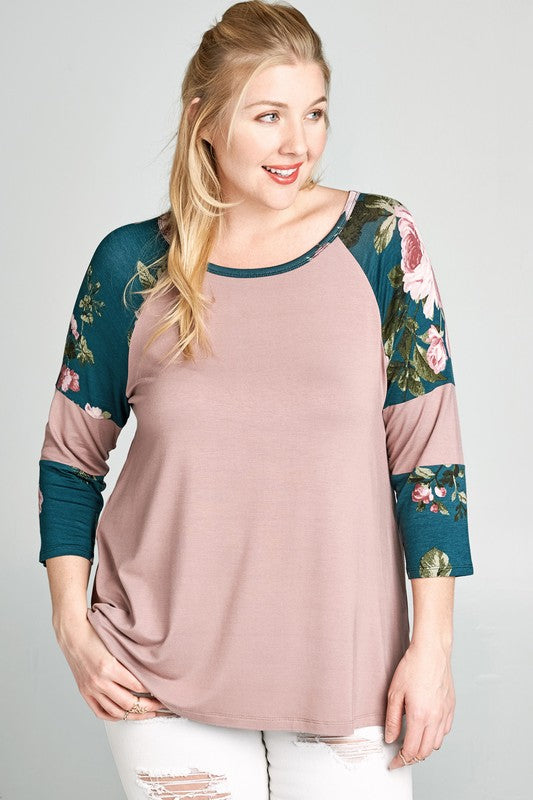 FLORAL PRINT BASEBALL SLEEVE TOP{EXTENDED SIZE}