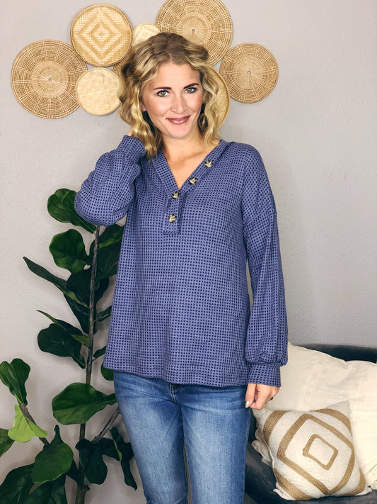 BUTTON WAFFLE TOP