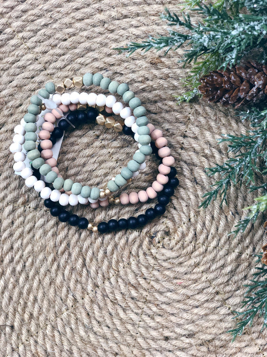 WOOD BEAD GOLD ACCENT BRACELET SET