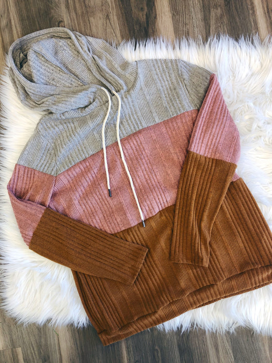 RIBBED COLOR BLOCK HOODIE {EXTENDED SIZES}