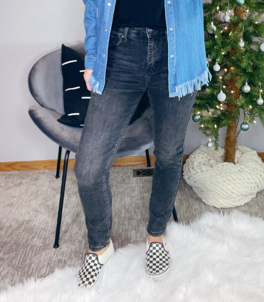 GREY NON DISTRESSED ANKLE SKINNY JEAN