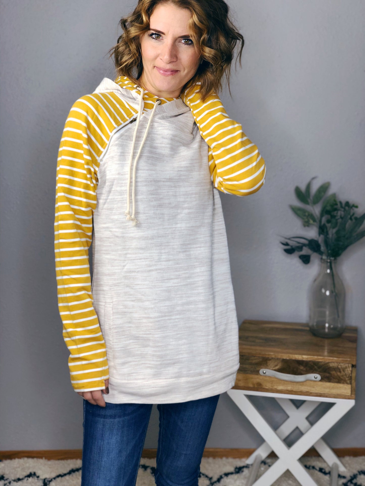 MUSTARD STRIPED DOUBLE HOODIE