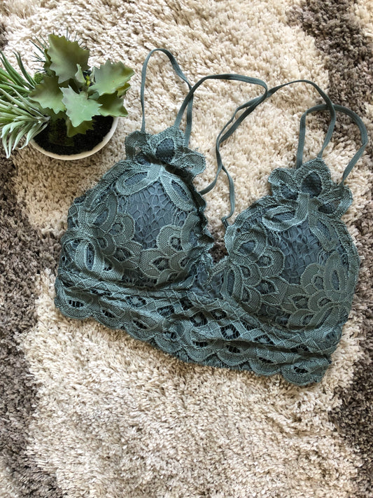 BRALETTE