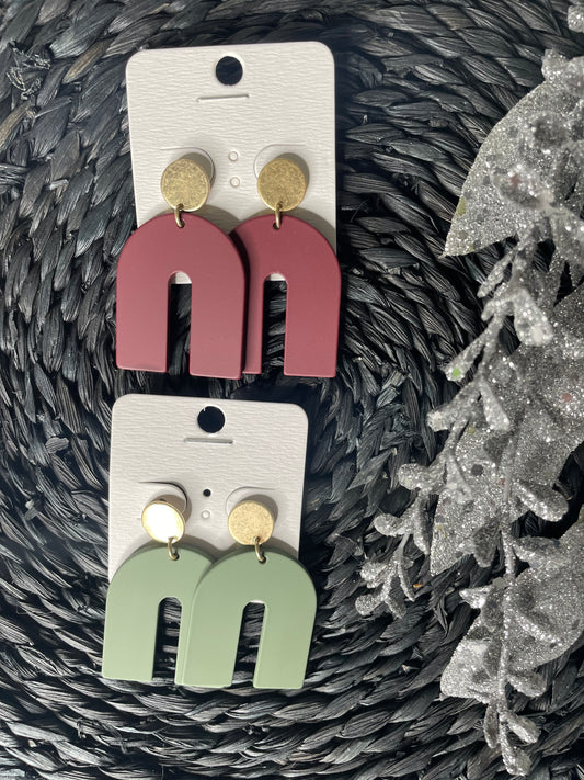 CLAY GOLD EARRING