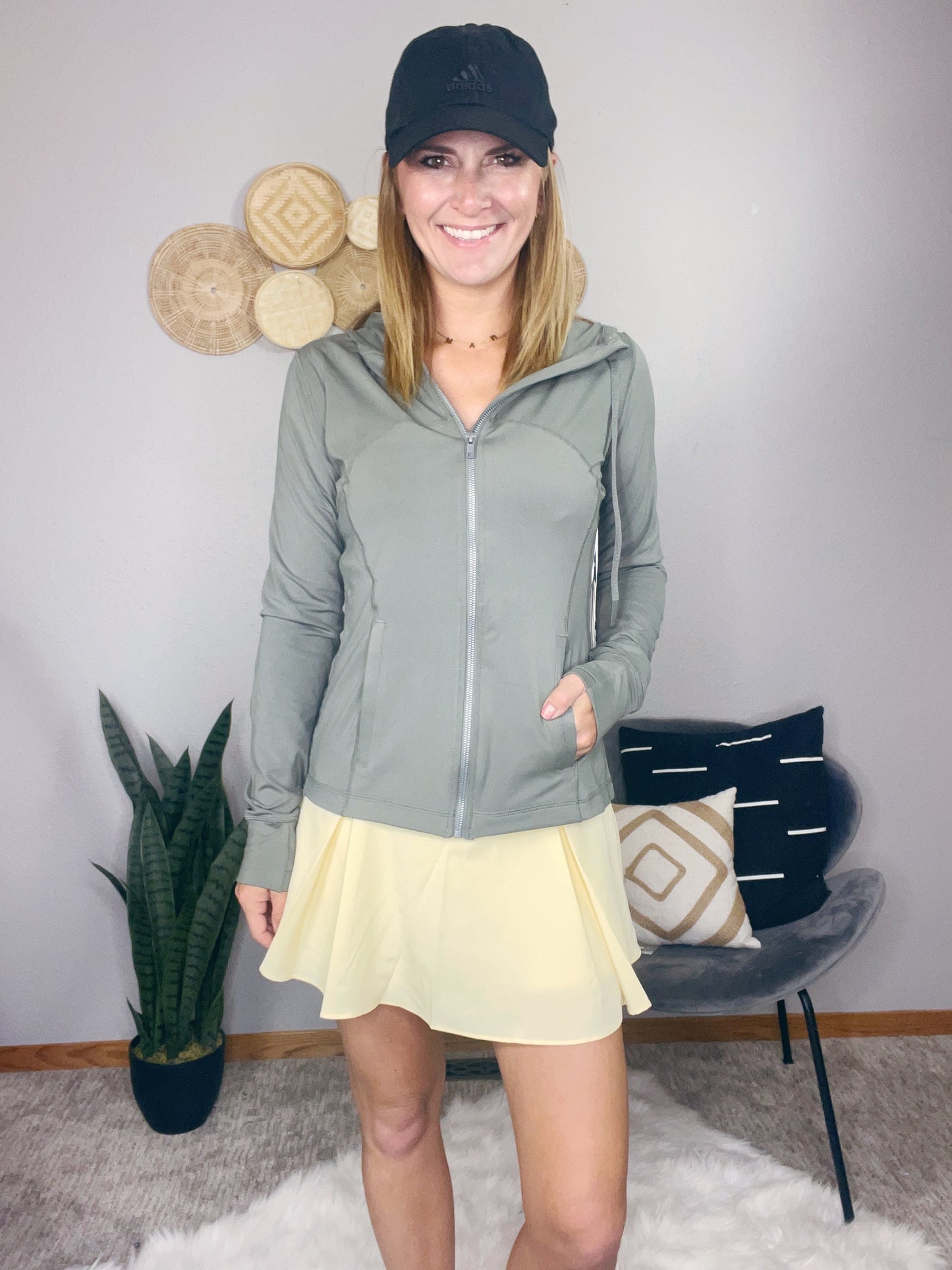 KNIT SOLID LONG SLEEVE PERFORMANCE JACKET