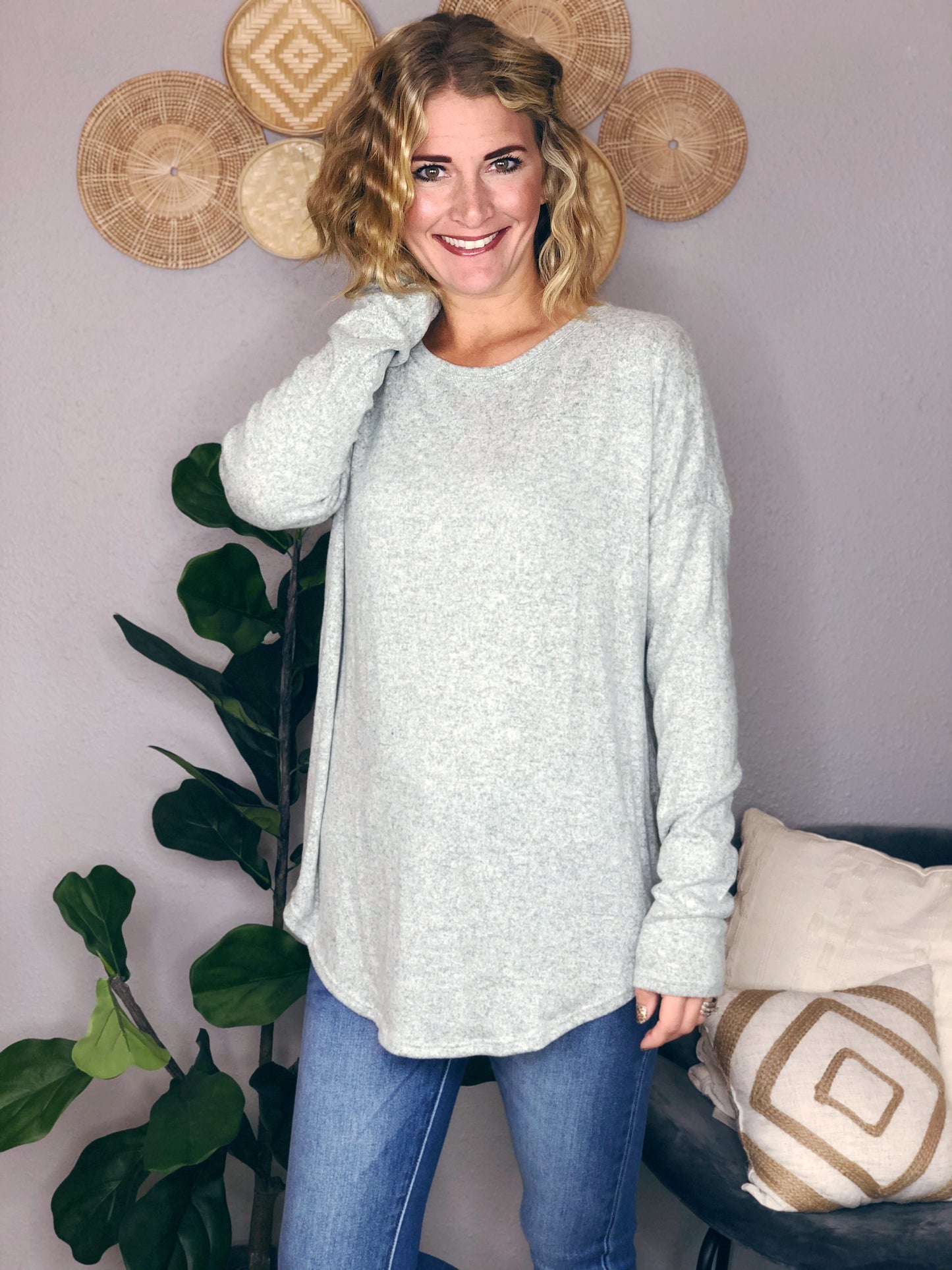 FUZZY OLIVE TOP