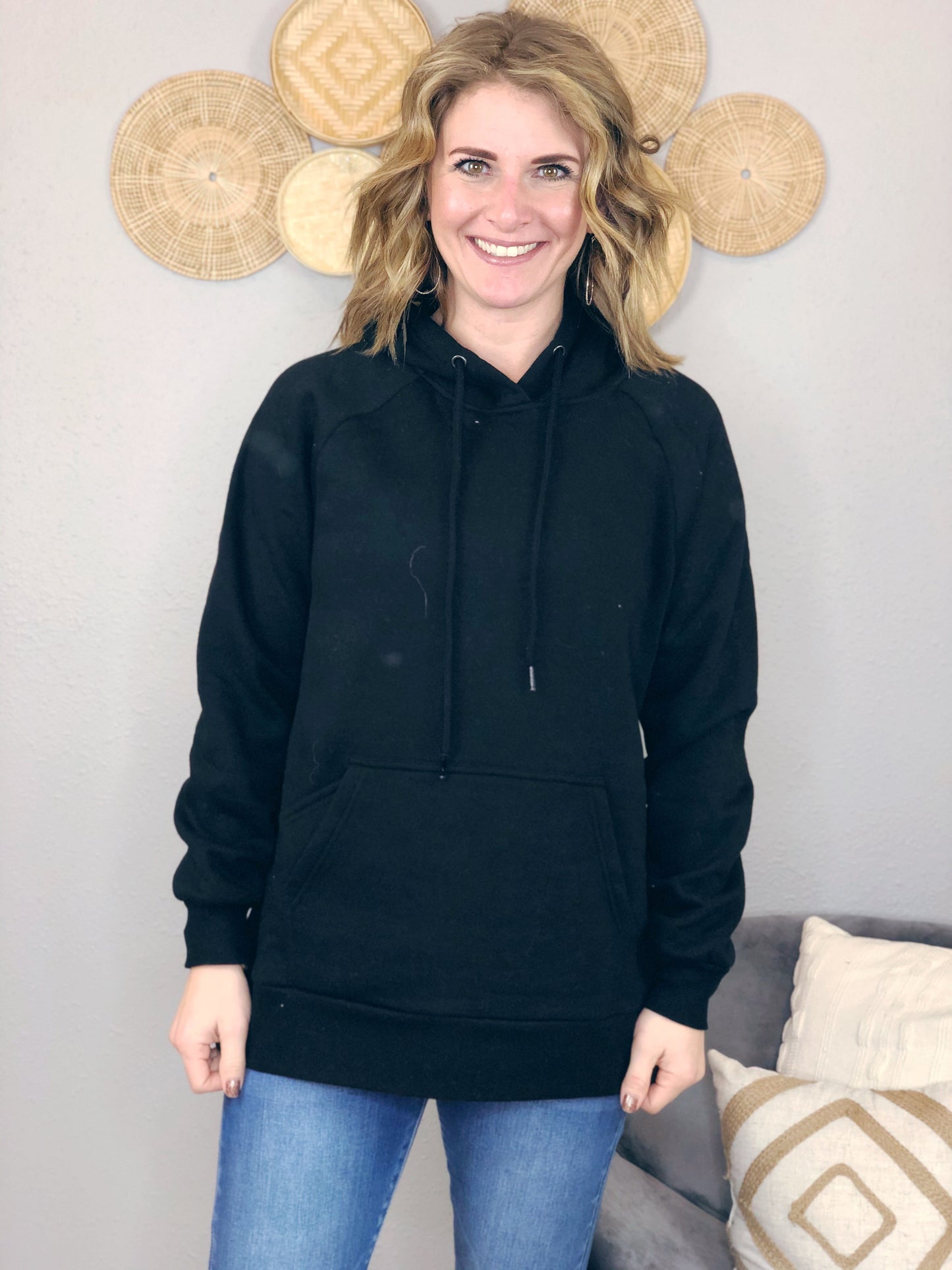 KANGAROO POCKET HOODIE