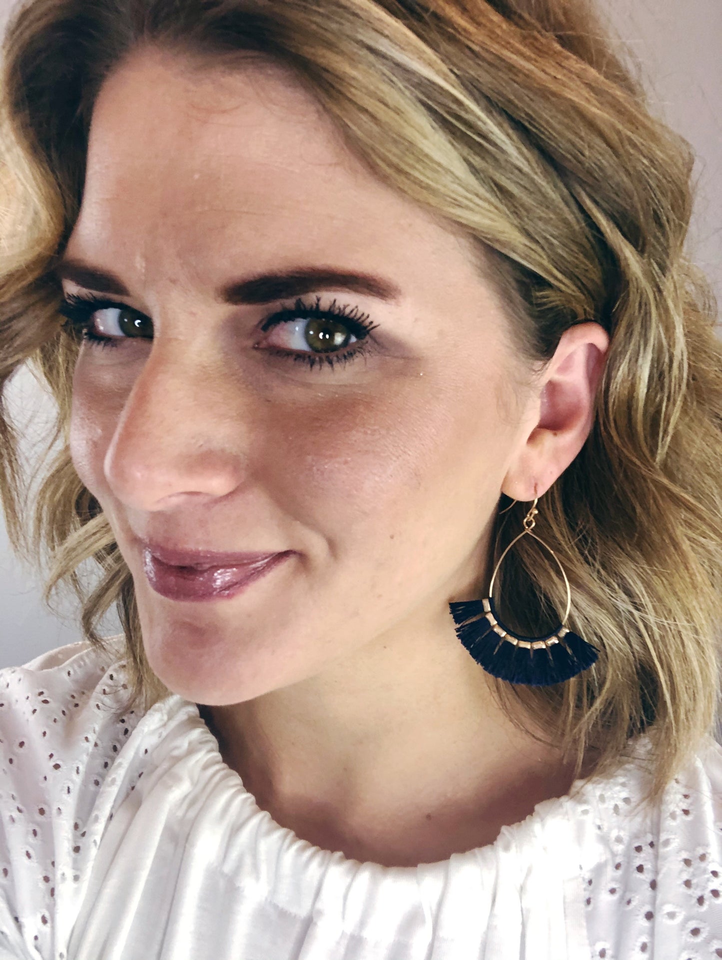 TASSEL EARRING W/ METAL TEAR DROP