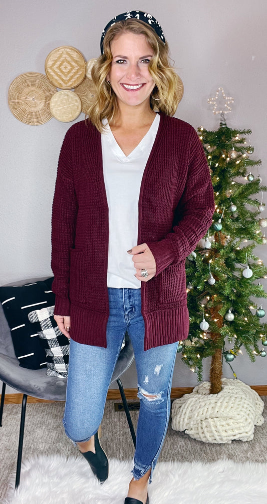 {BF}WAFFLE CARDIGAN W/ SPLIT SIDE