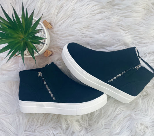 BLACK SUEDE SNEAKER BOOTIE