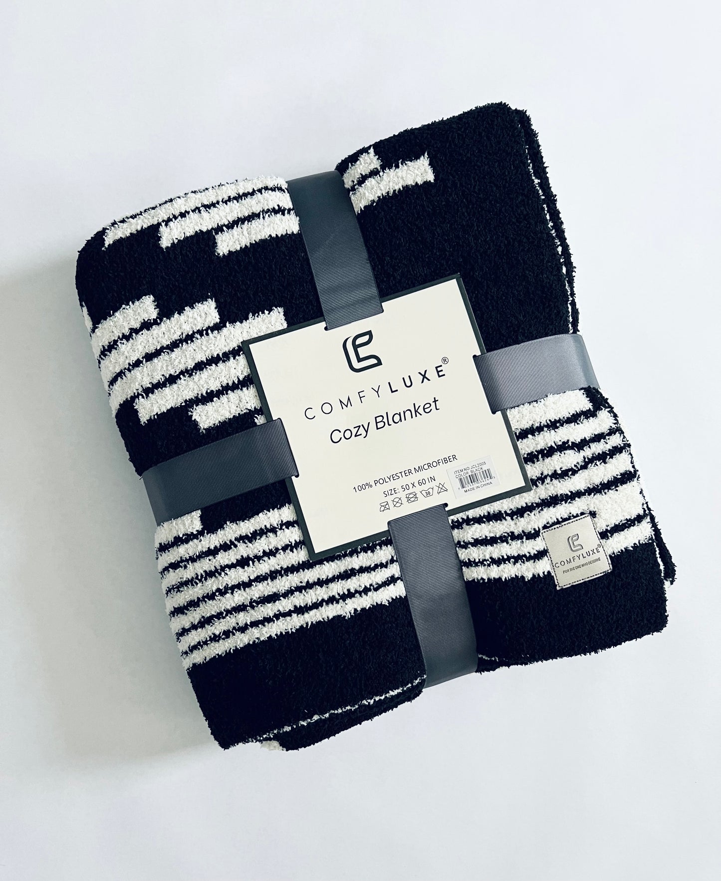 TRIBAL ARROW PATTERN SOFT THROW BLANKET