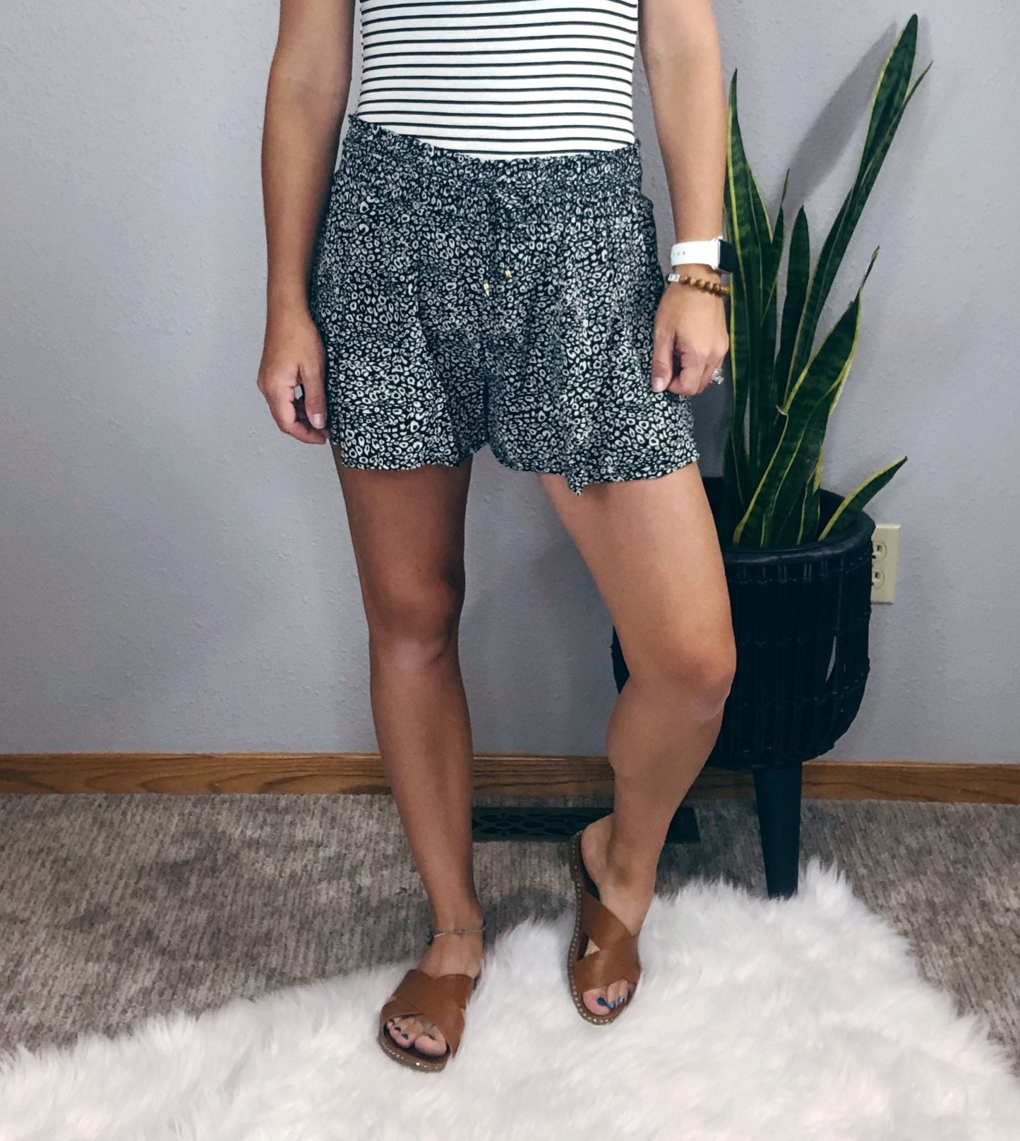 LEOPARD PRINT SHORTS