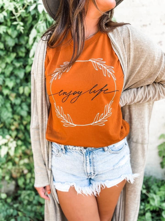 ENJOY LIFE GRAPHIC TEE