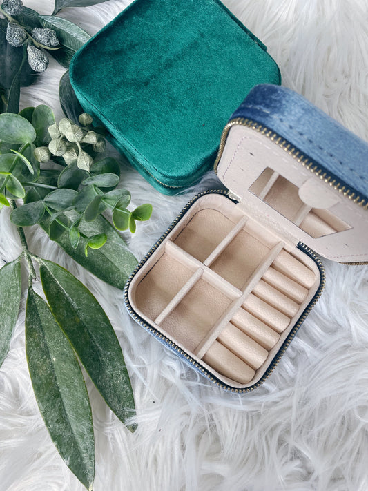 4” VELVET JEWELRY CASE
