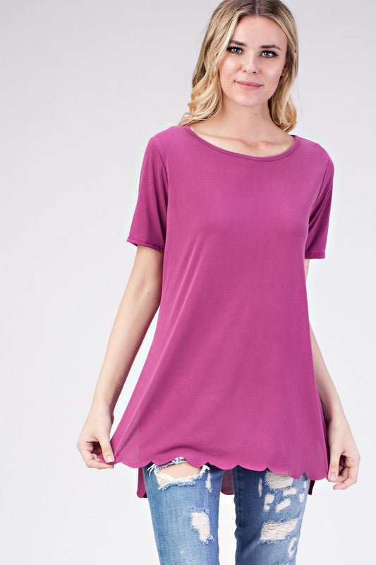 SCALLOPED TRIM TEE