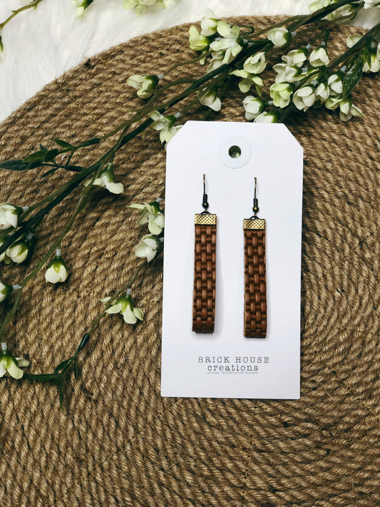BROWN HOOP LEATHER EARRING