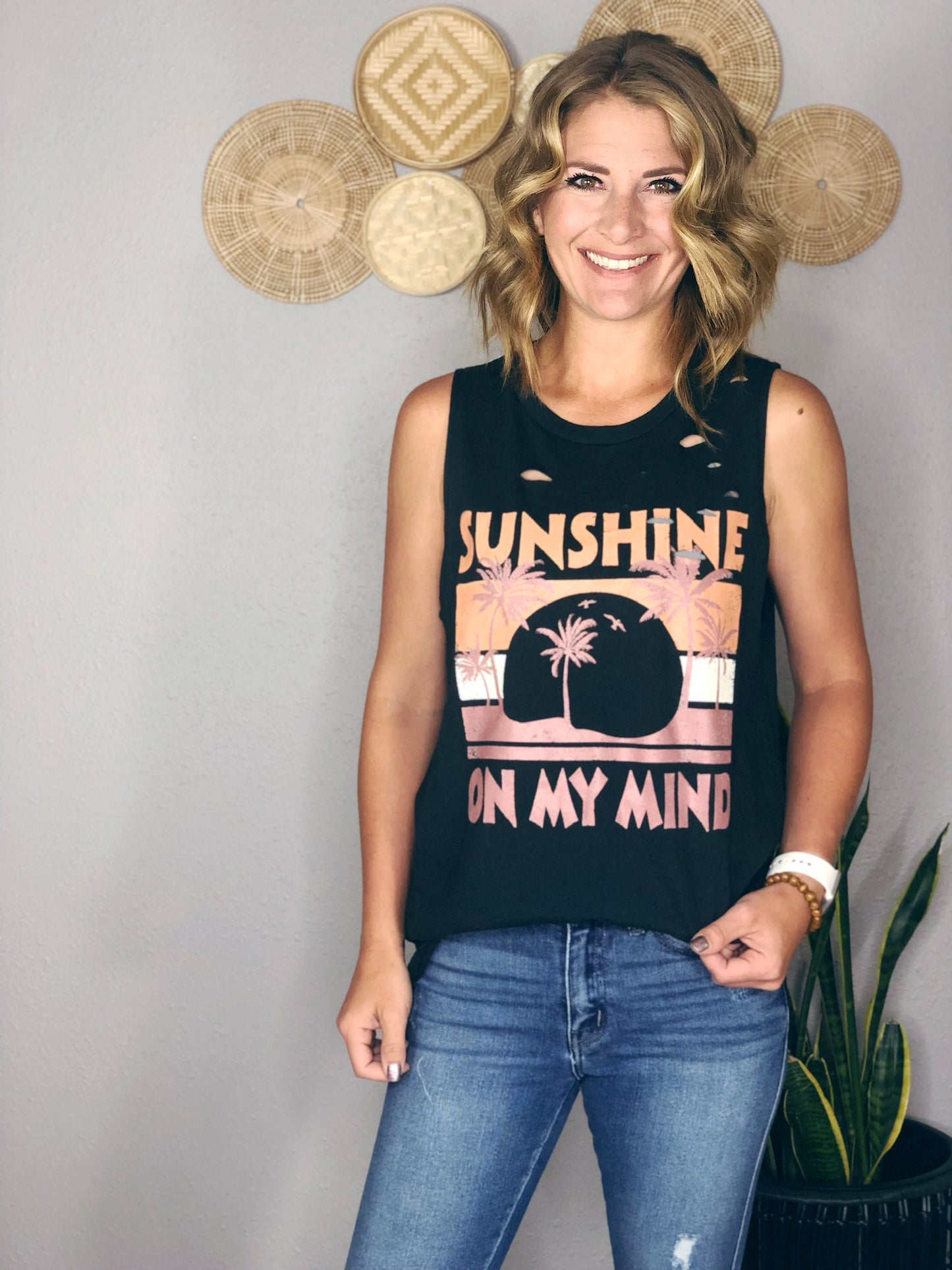 SUNSHINE ON MY MIND GRAPHIC TANK