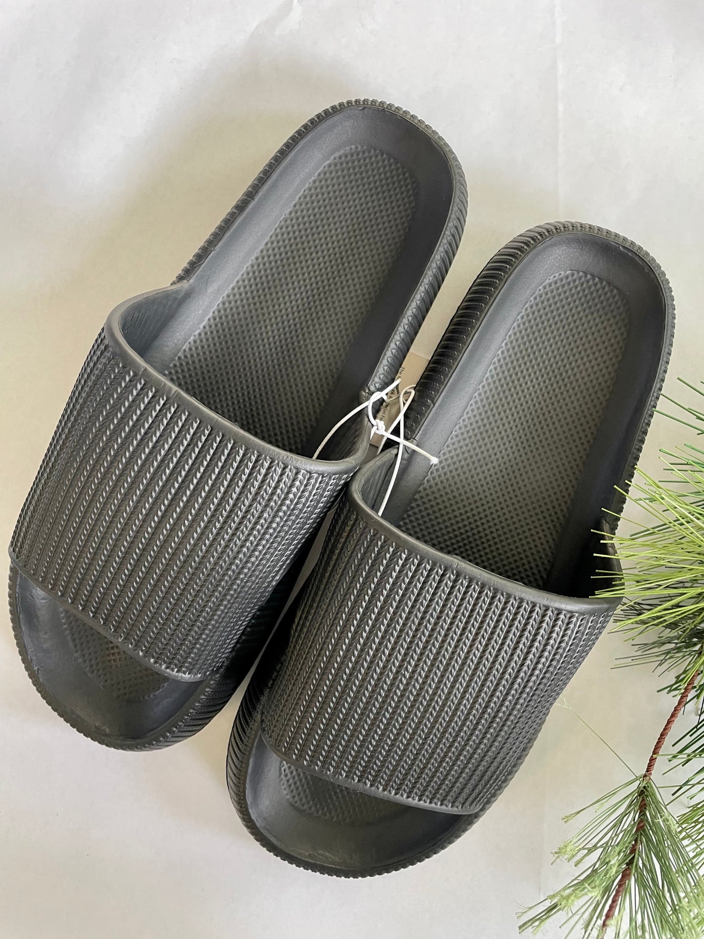 BF {22} CLOUD CUSHION COMFY SLIPPER