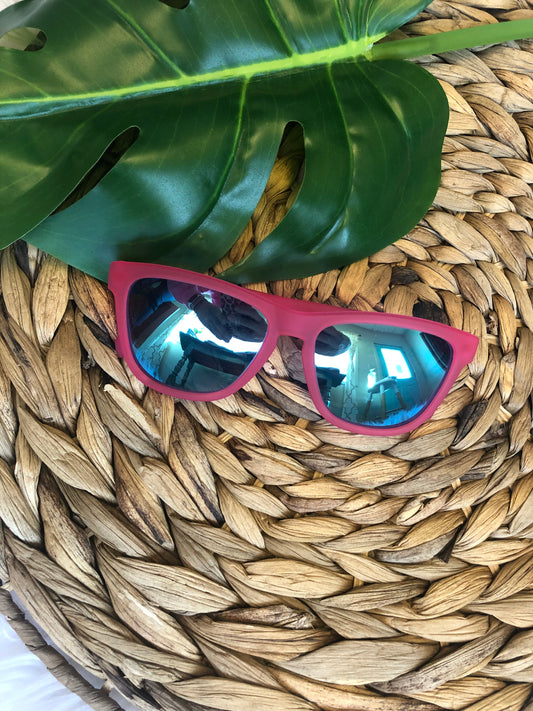 HOT PINK SUNGLASSES