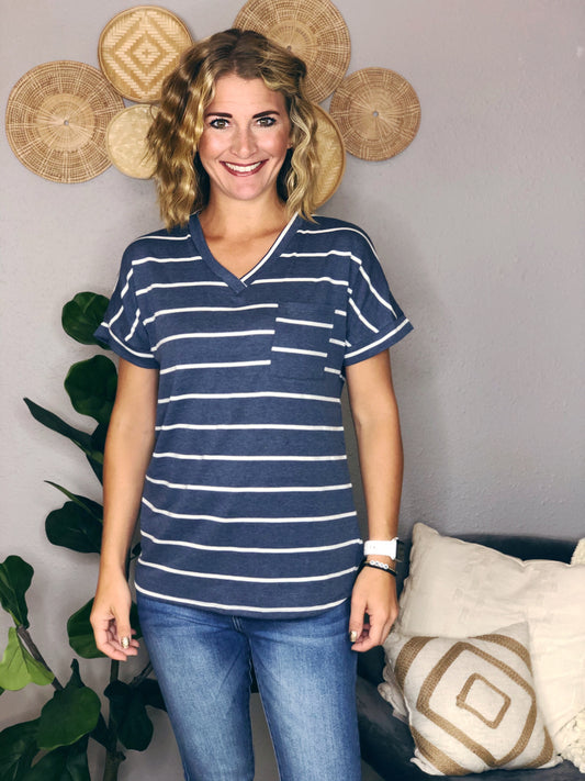STRIPE NAVY POCKET TEE