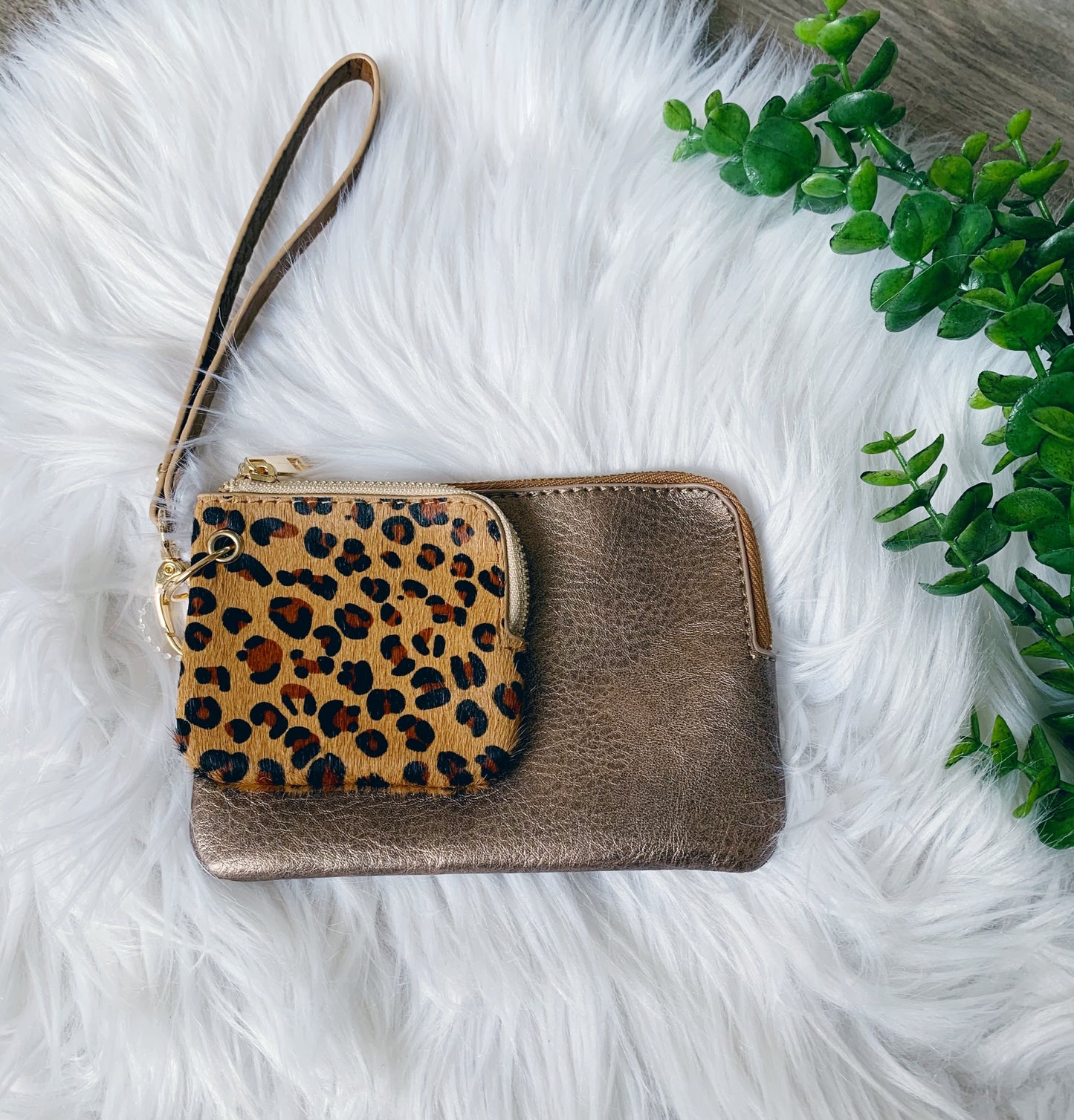 WALLET WRISTLET WITH COIN POUCH