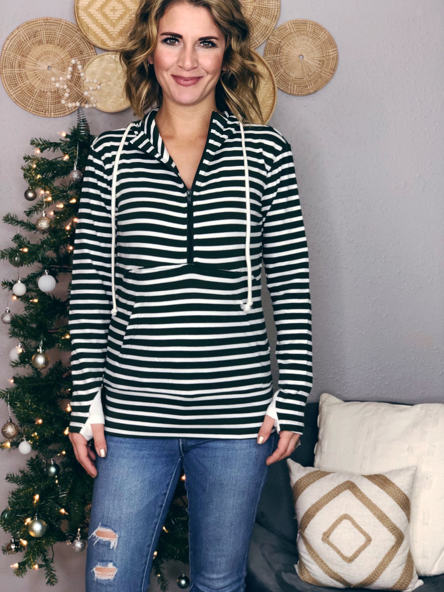 STRIPE HALF ZIP HOODIE W/ THUMB HOLES