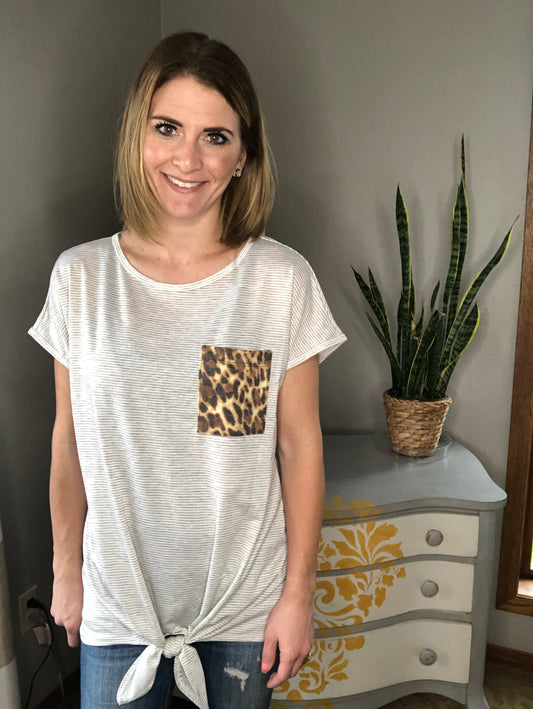 STRIPE TOP WITH LEOPARD POCKET