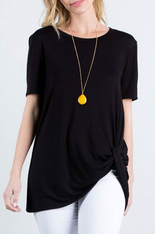 BLACK FRONT KNOT TEE