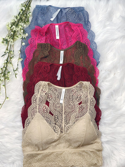 LACE PADDED BRALETTE