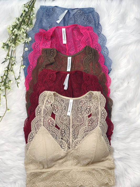 LACE PADDED BRALETTE