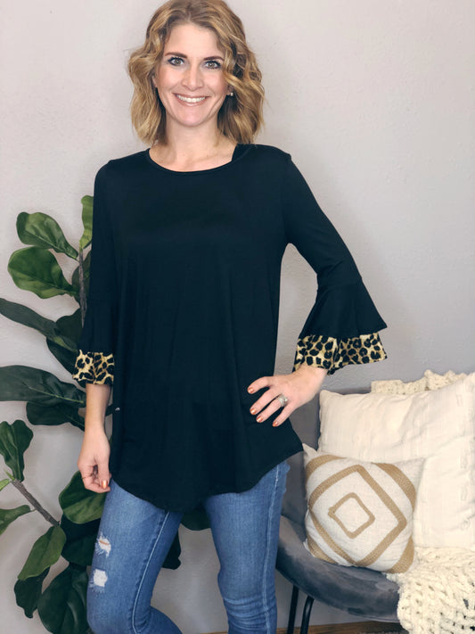 LEOPARD BELL SLEEVE