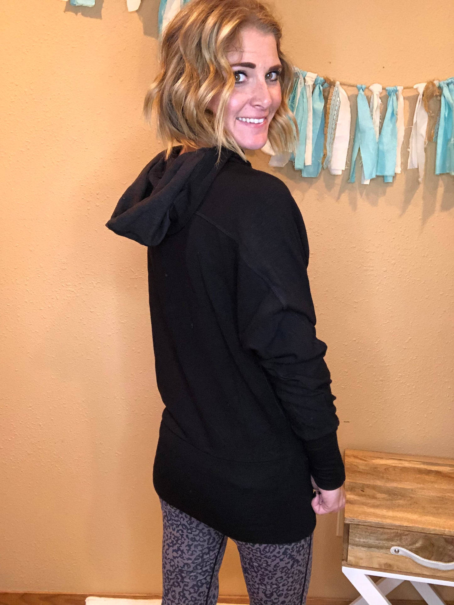 BLACK HOODIE
