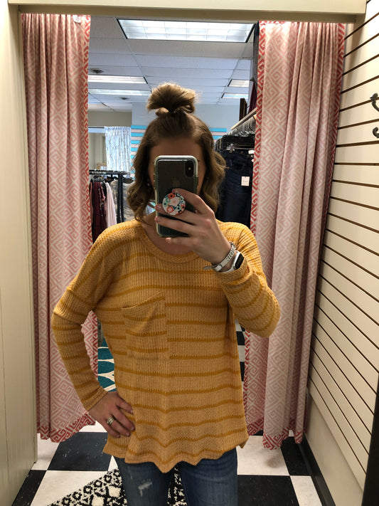 STRIPE KNIT TOP