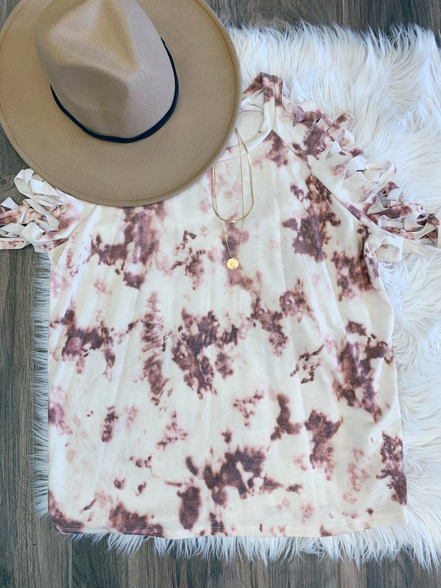 TIE DYE SHORT SLEEVE CUT OUT TOP