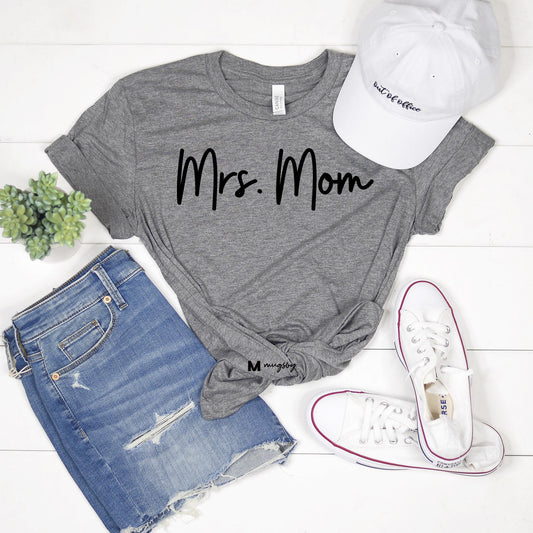 MRS. MOM