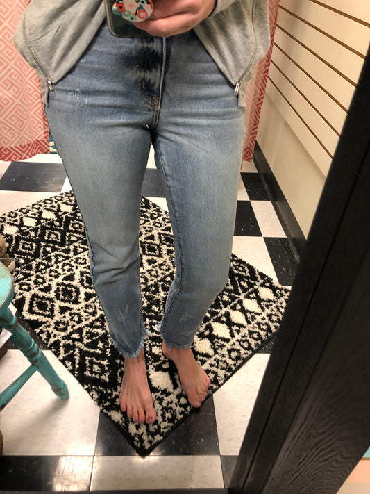 STRAIGHT jean