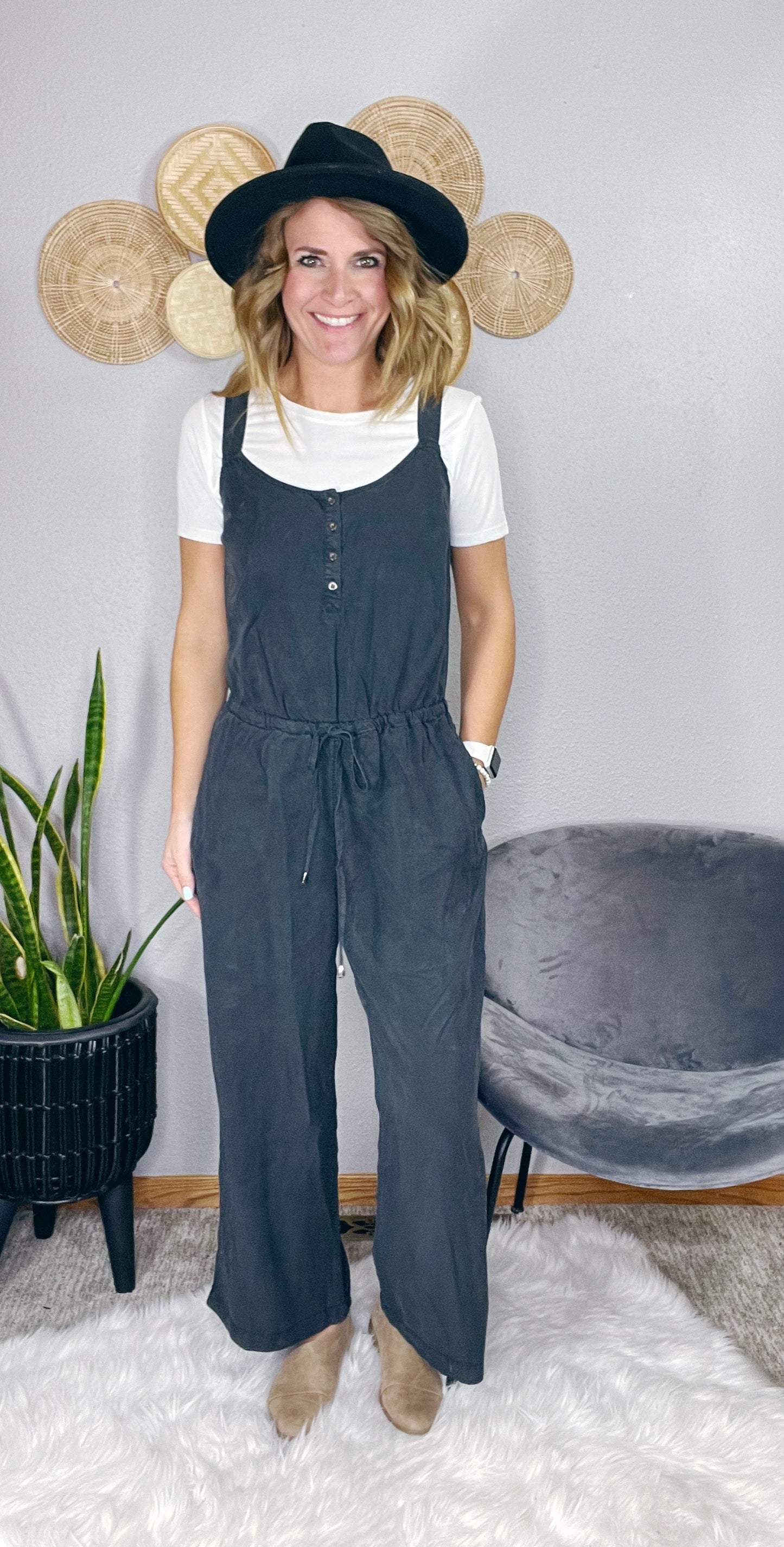 WIDE STRAP HALF BUTTON JUMPSUIT