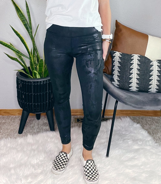 ARMY BLACK PRINT LEGGINGS