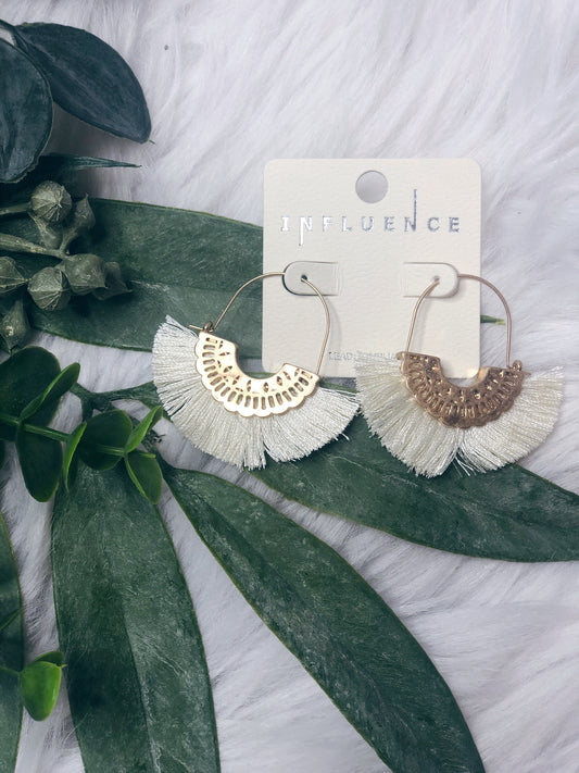 IVORY TASSEL EARRING