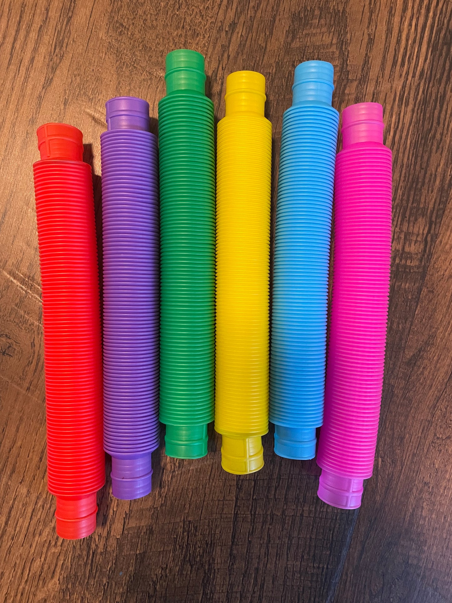 JUMBO STRETCH TUBE TOY