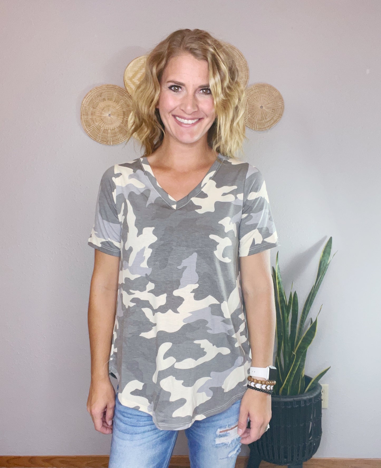 GREY CAMO SHORT SLEEVE V-NECK