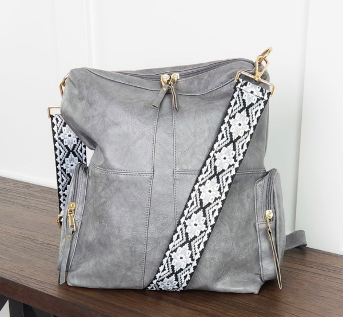 CHARIS BACKPACK