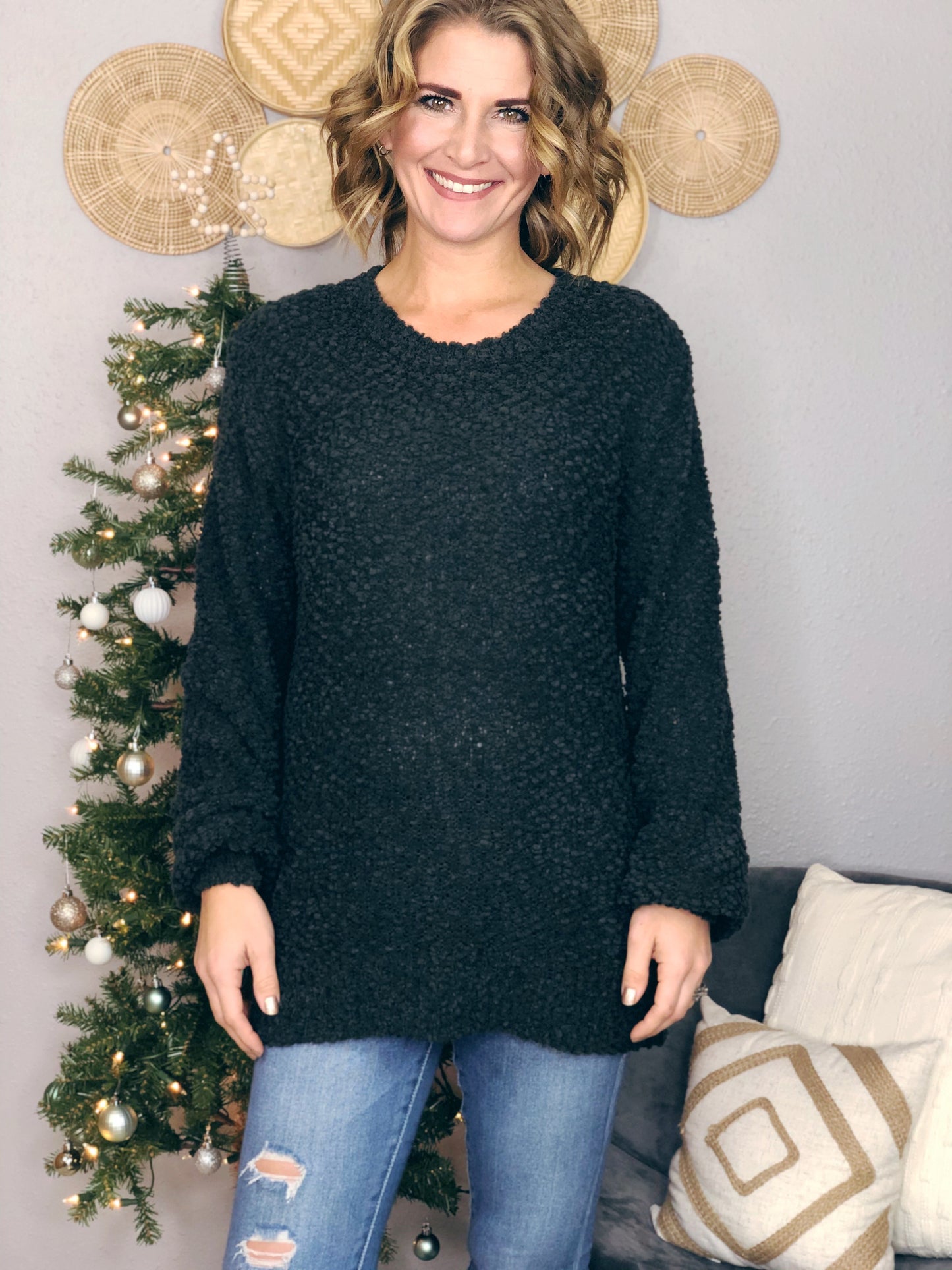 BASIC POPCORN SWEATER