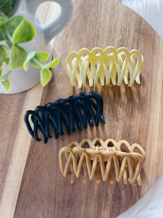 LARGE HAIR CLAW CLIP