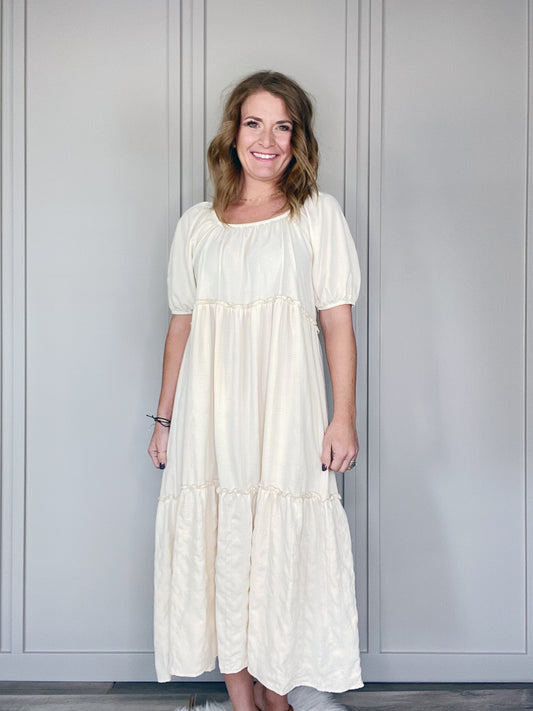 SEERSUCKER SHORT SLEEVE CREAM MIDI DRESS